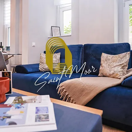 Saint Moor #1 Apartment *